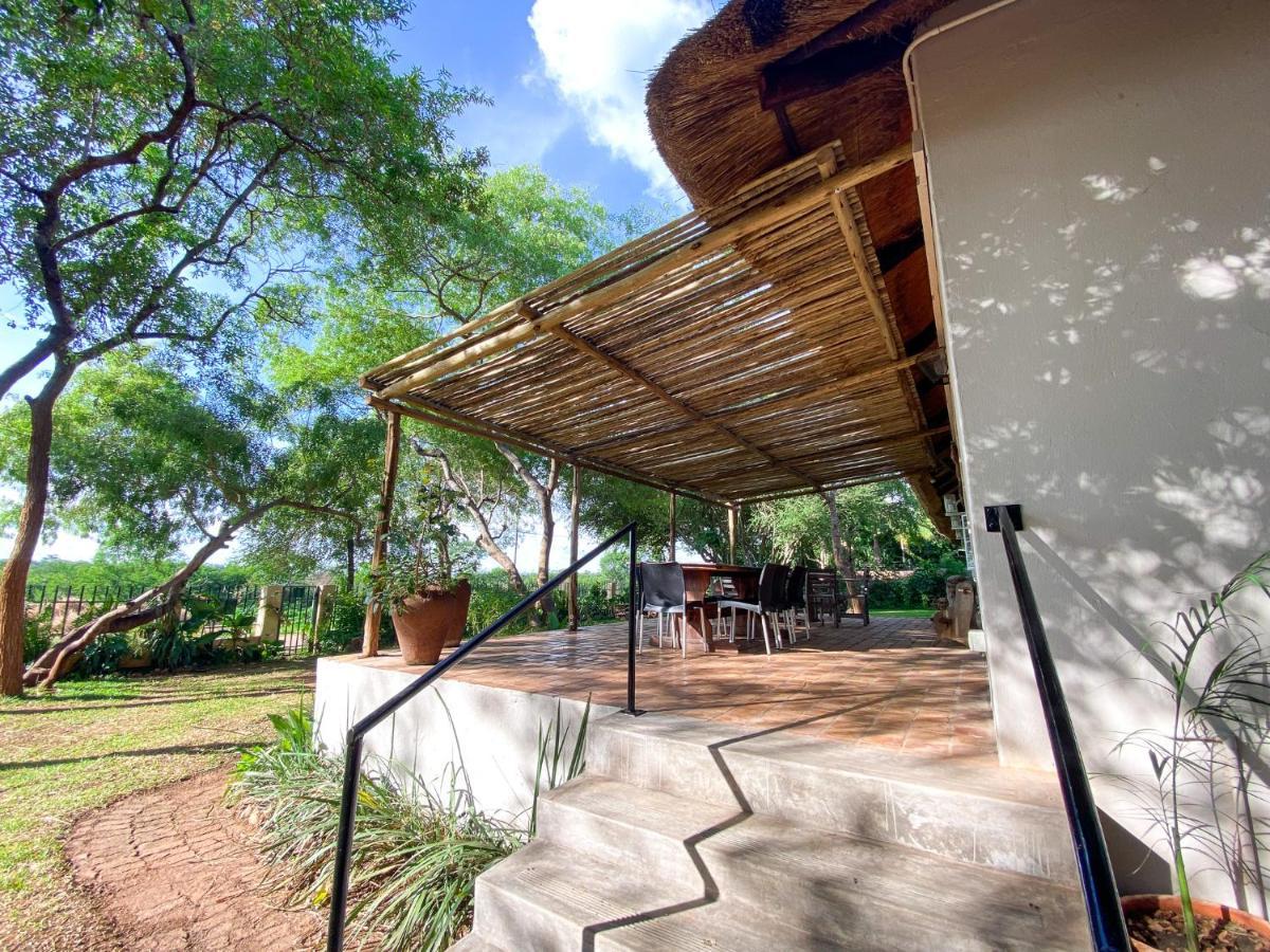 Drift Inn Victoria Falls Exterior foto